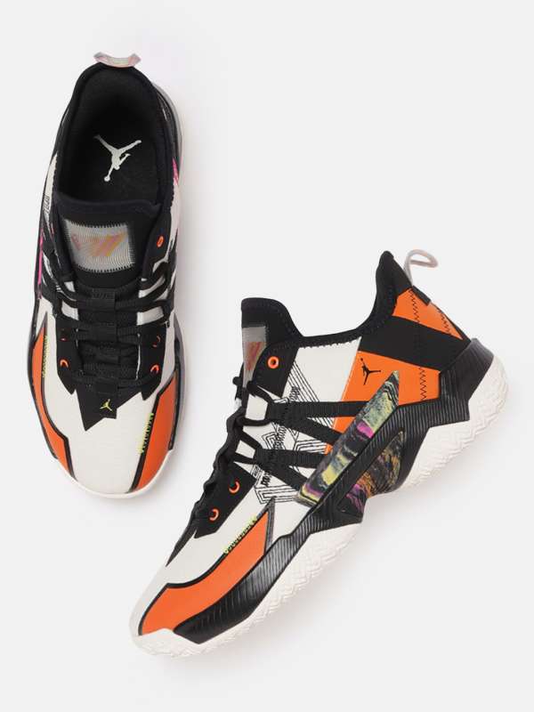 myntra basketball shoes