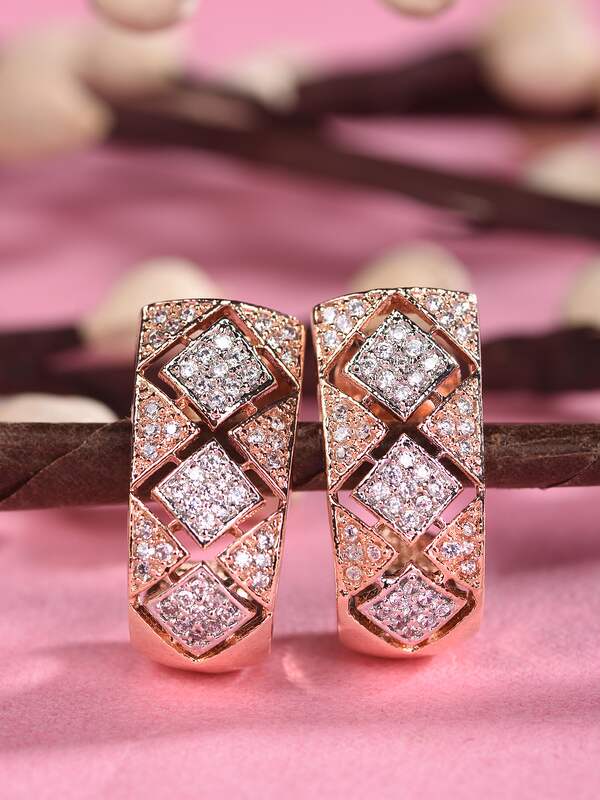 ARIKA American Diamond Earrings and Tikka Set – HOUSE OF SAANVI-sonxechinhhang.vn
