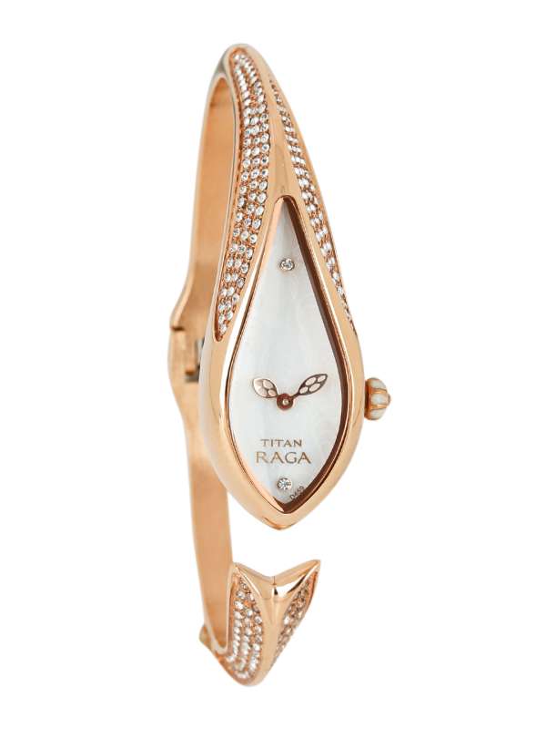 Titan raga fish best sale watch