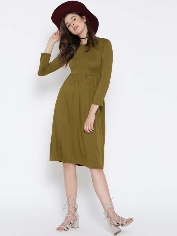 boohoo dresses online