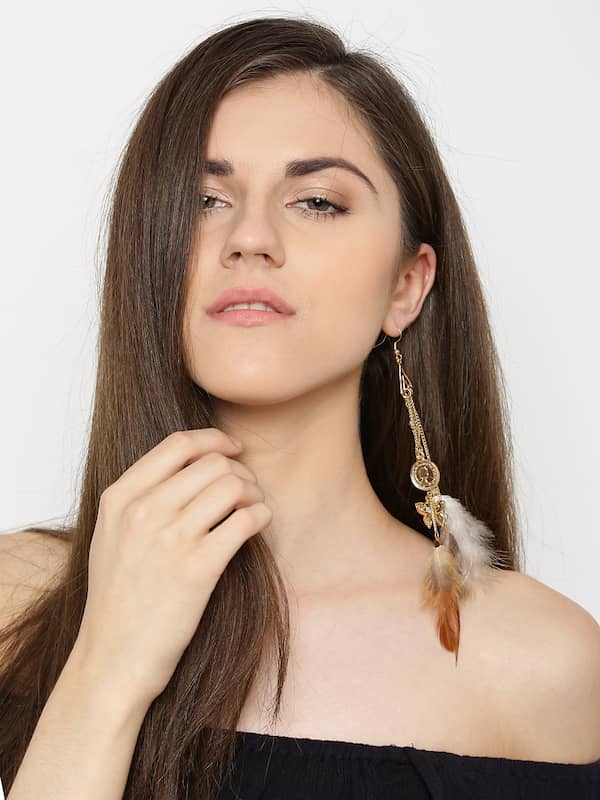 Buy New Fashion Hand Craft One piece One side Long Double Vivid Three  Feather Pendant NonPiercing Hook Earring Ear Drop for Women Lady  Girlsblack Online at desertcartINDIA