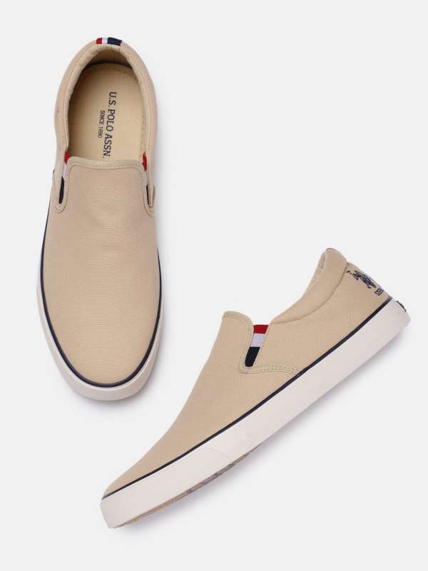Myntra canvas shoes