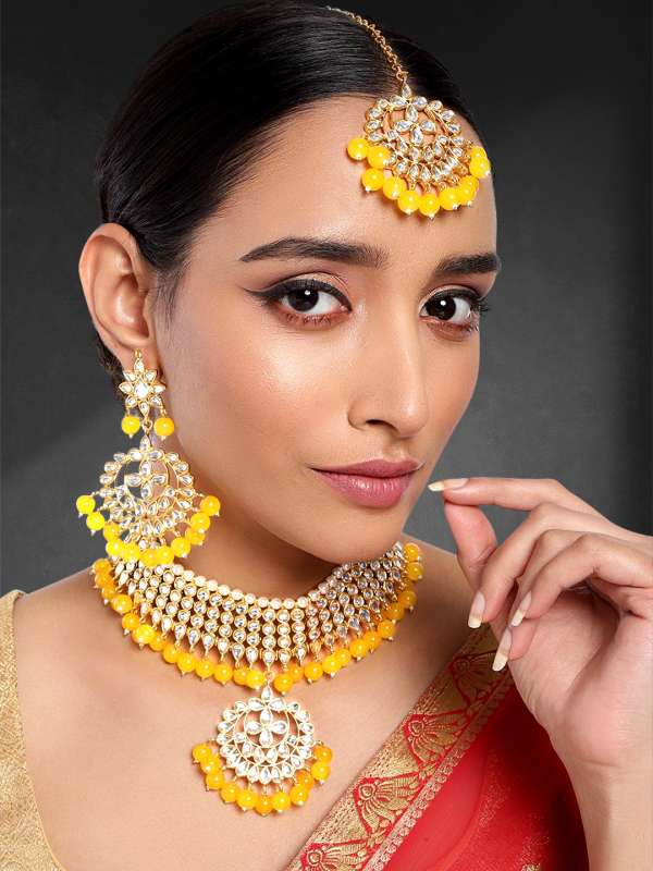 Yellow earrings and necklace set 2025