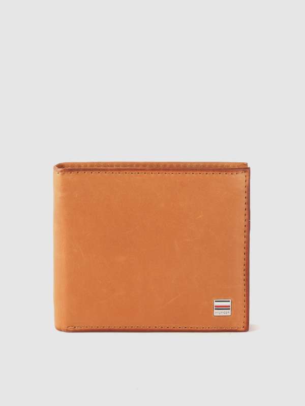 Tommy hilfiger hotsell eton bifold wallet