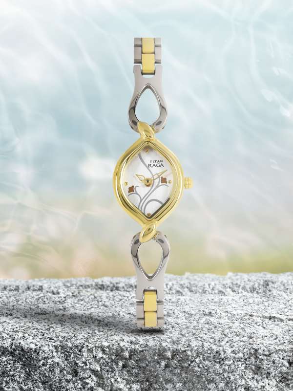 Titan best sale raga myntra