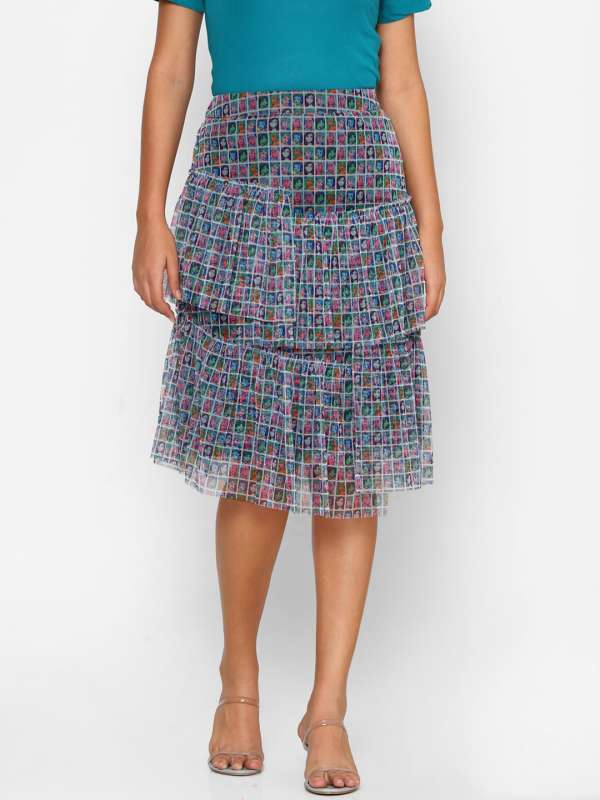 Knee length tiered skirts online