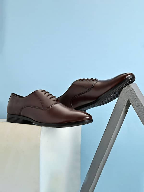 Buy INVICTUS Men Brown Formal Shoes - Formal Shoes for Men 2213827 | Myntra