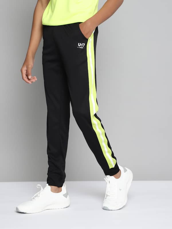 CRIMSOUNE CLUB Trackpants : Buy CRIMSOUNE CLUB Girls Baby Pink Track Pants  With Typographic Detailing Online | Nykaa Fashion