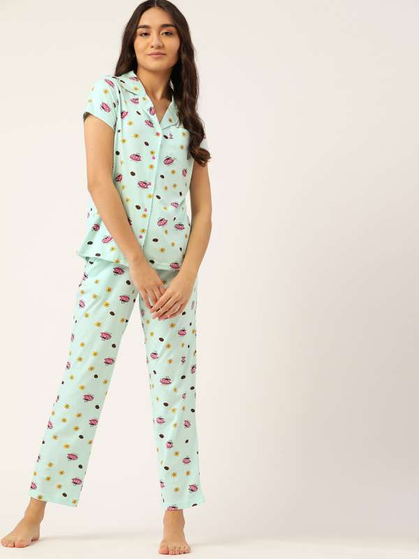 Friends nightwear store
