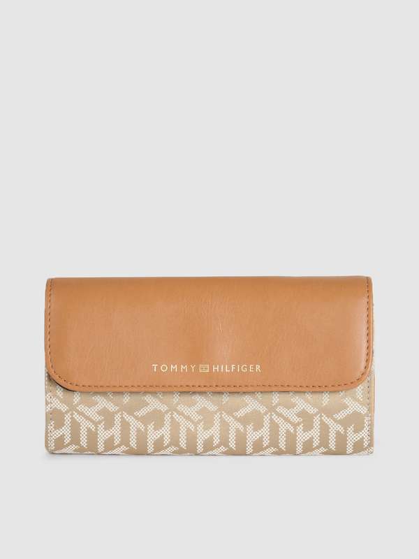tommy hilfiger wallet ladies