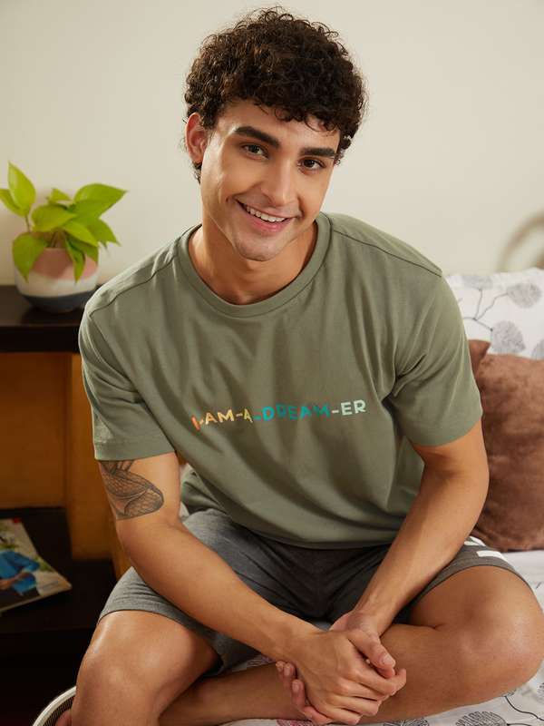 levis t shirt myntra