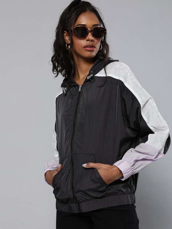 Levis tracksuit 2025
