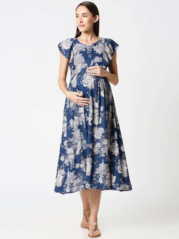 Nursing sales gowns myntra