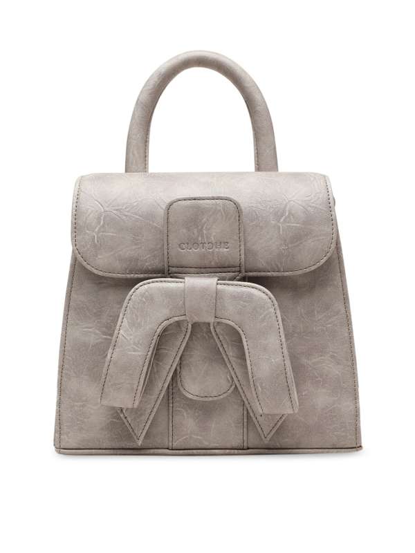 839 Delvaux Bags Stock Photos, High-Res Pictures, and Images