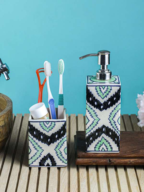 Share 86+ bathroom decor india latest seven.edu.vn