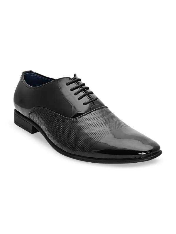 Buy San Frissco Formal Shoes online in India