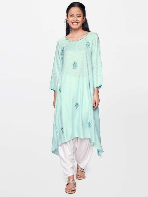 Global desi kurtis on sale myntra