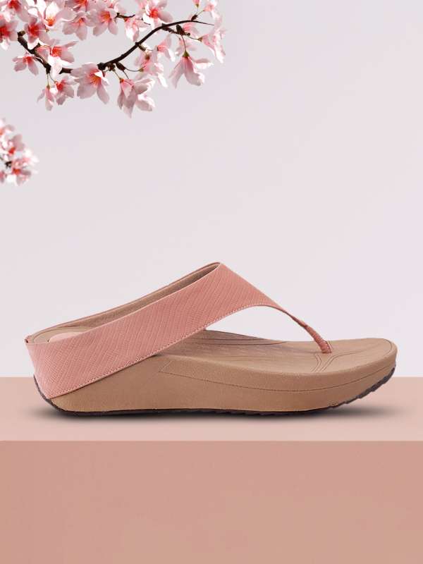 Metro solid peach best sale sandals