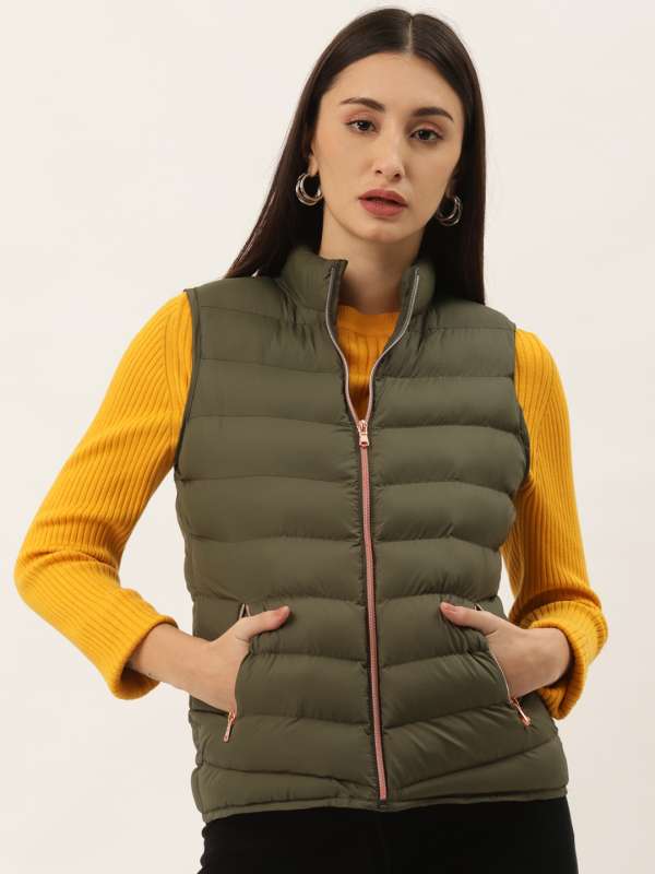 Duke puffer jacket with sleeve patch