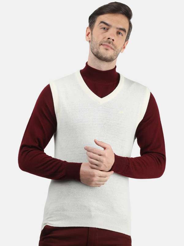Solid V Neck Sweater 3092117.htm 