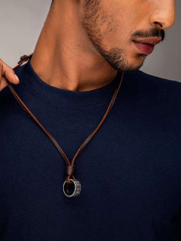 Leather chains on sale for men