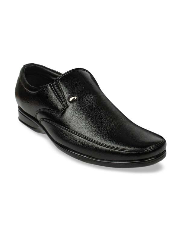 Action shoes formal price sale