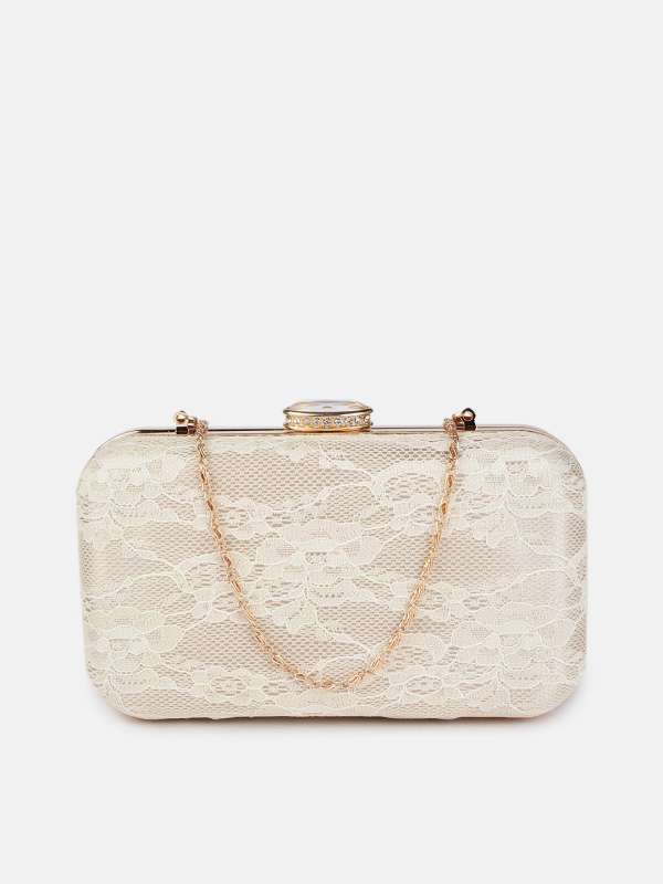 Dressberry clutch