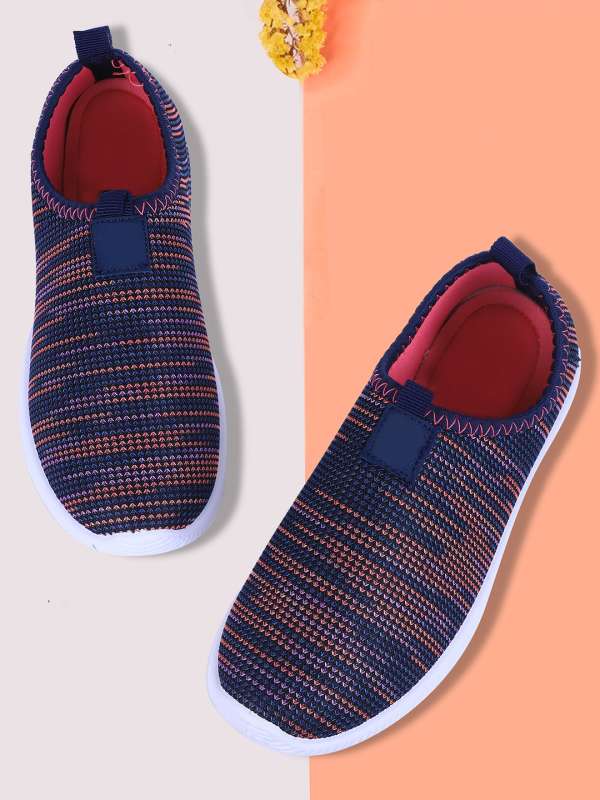 Sports Shoes Under 500 online in India