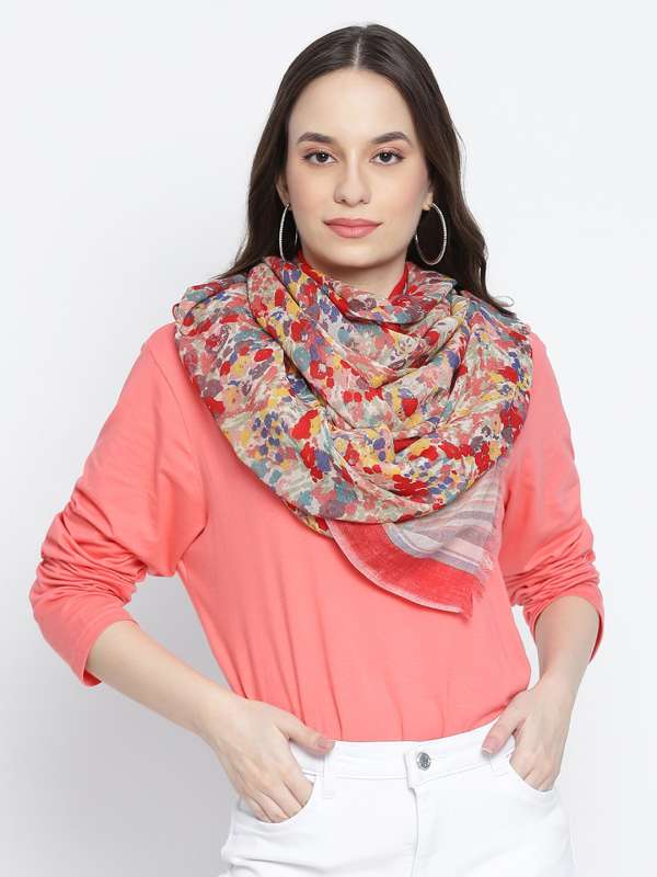 Woolen hot sale stole myntra