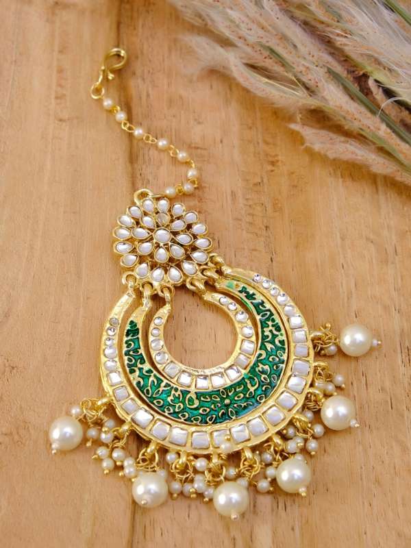 Green maang tikka online discount