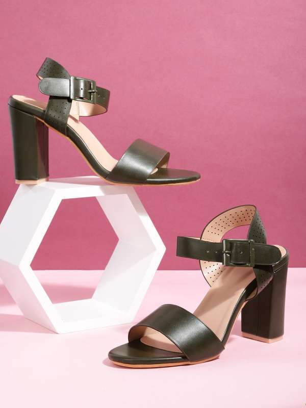 Dark best sale green heels