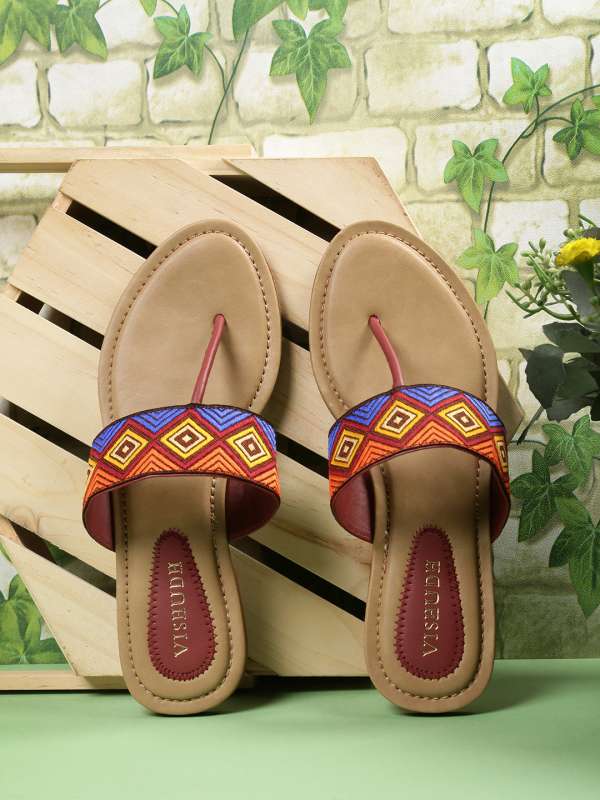Ladies chappal below shop 300