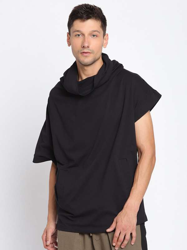 Under armour t shirts myntra 2025