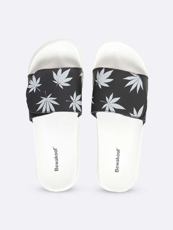 bewakoof com flip flops