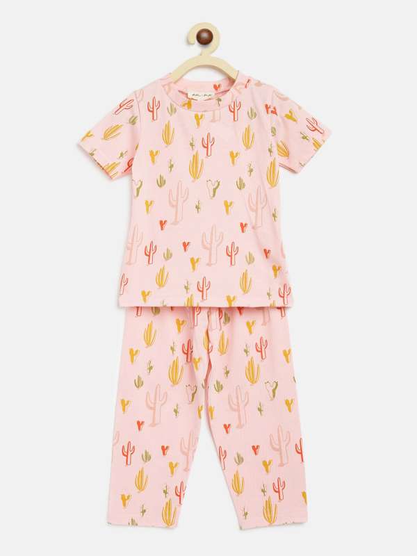 I am 4 pyjamas sales