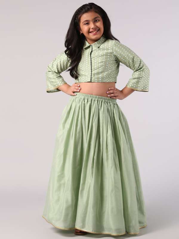 Crop top and discount lehenga skirt online myntra