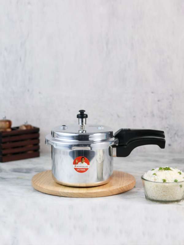 Myntra store pressure cooker
