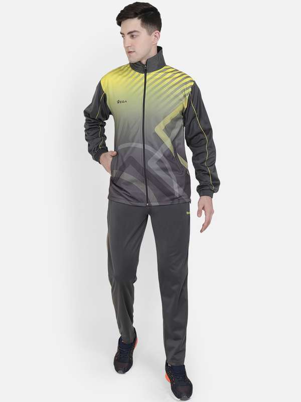 Vega tracksuit clearance