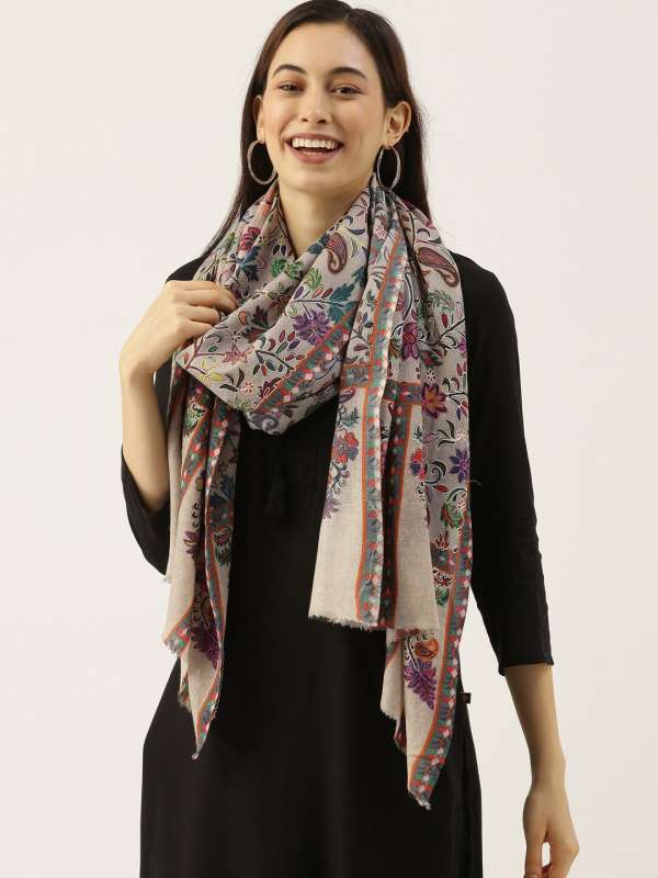 Woolen discount stole myntra