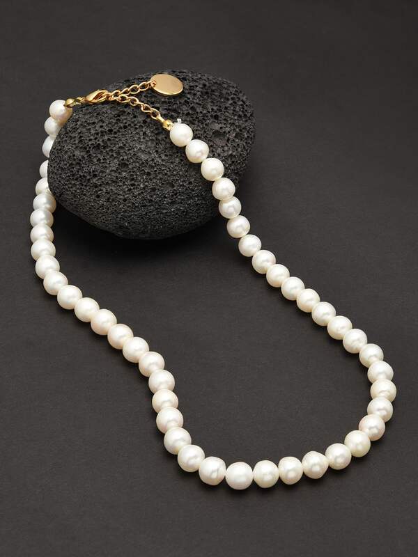 Belle Freshwater Coin Pearl Necklace - Victoria Jane