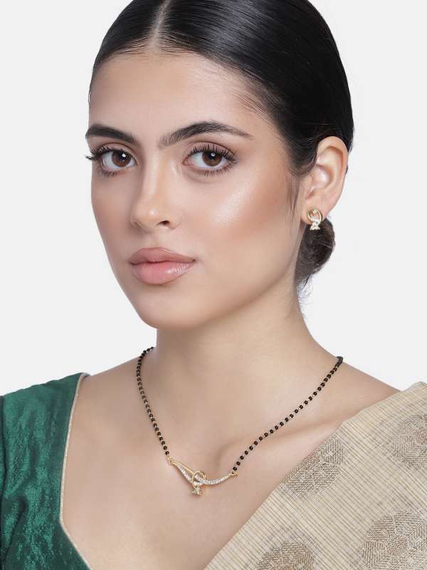 Mangalsutra myntra clearance
