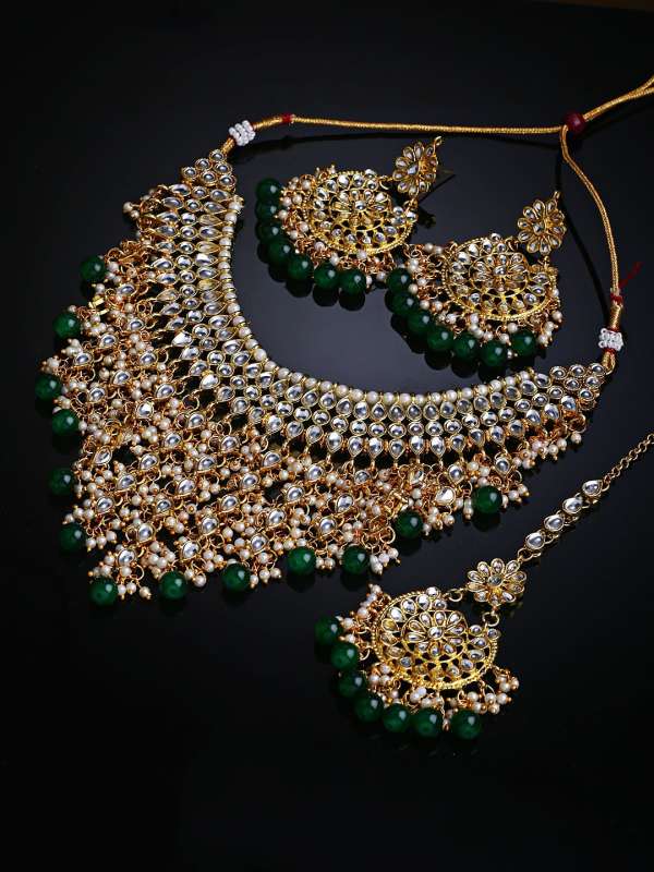 Shining Diva Golden Green Necklace Jewellery Set Buy Shining