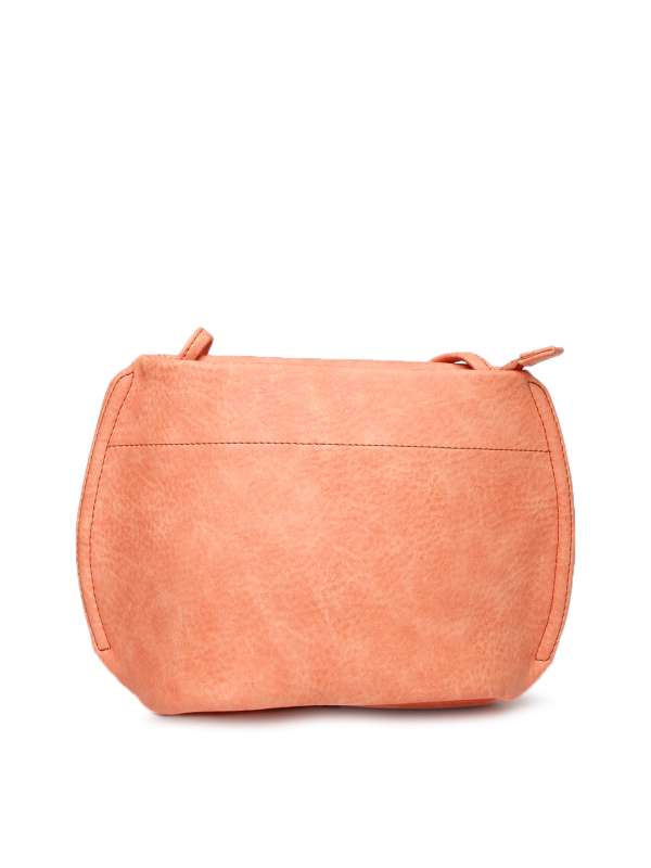myntra mast and harbour bags