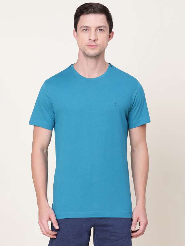 Vans t shirt myntra store