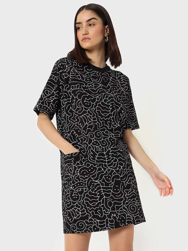 Bewakoof t online shirt dresses