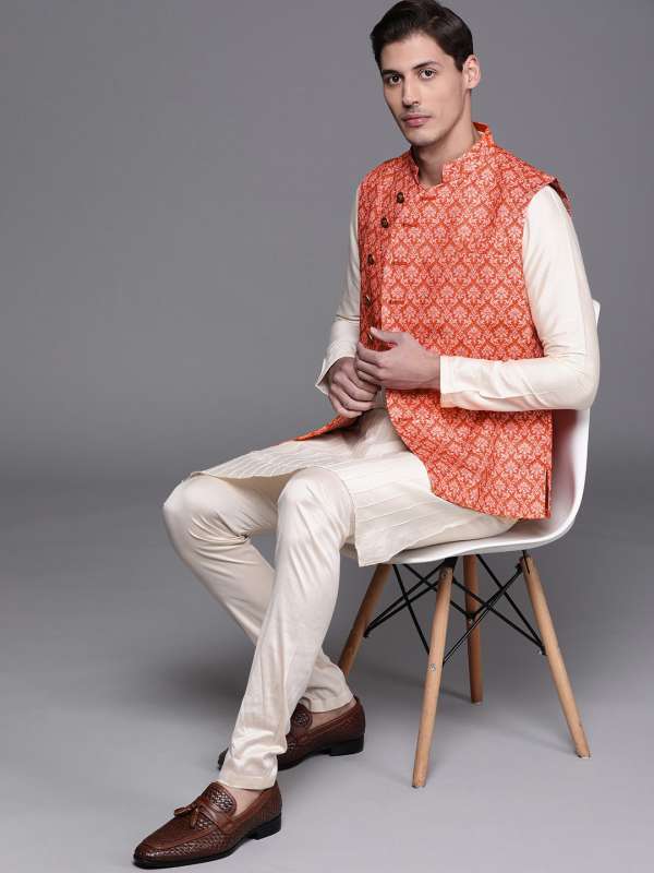 Manu ethnic best sale wear
