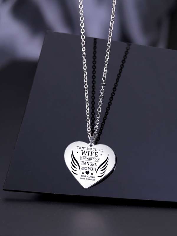 Heart necklace best sale for couples