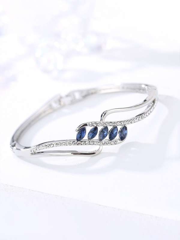 Silver kada for womens online store
