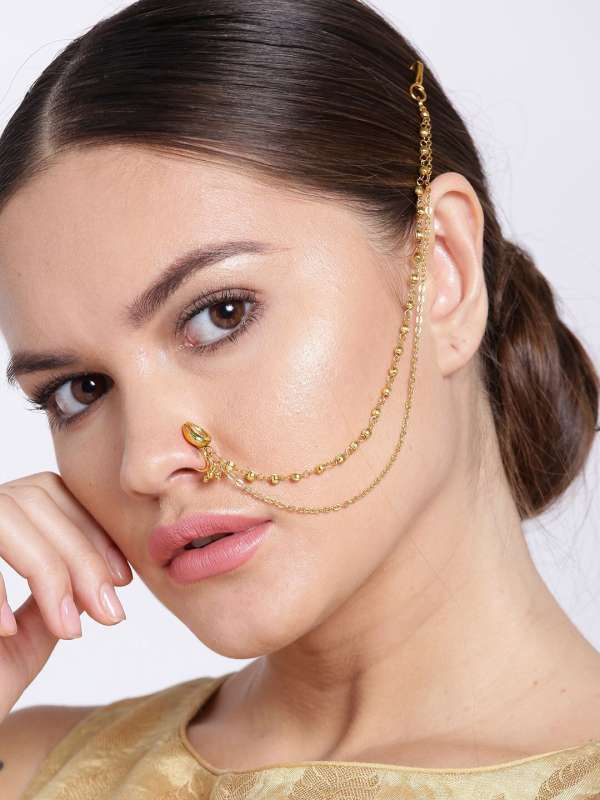 Myntra store nose pin