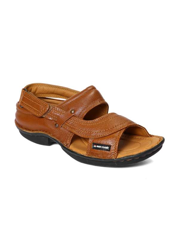 red chief chappal rate